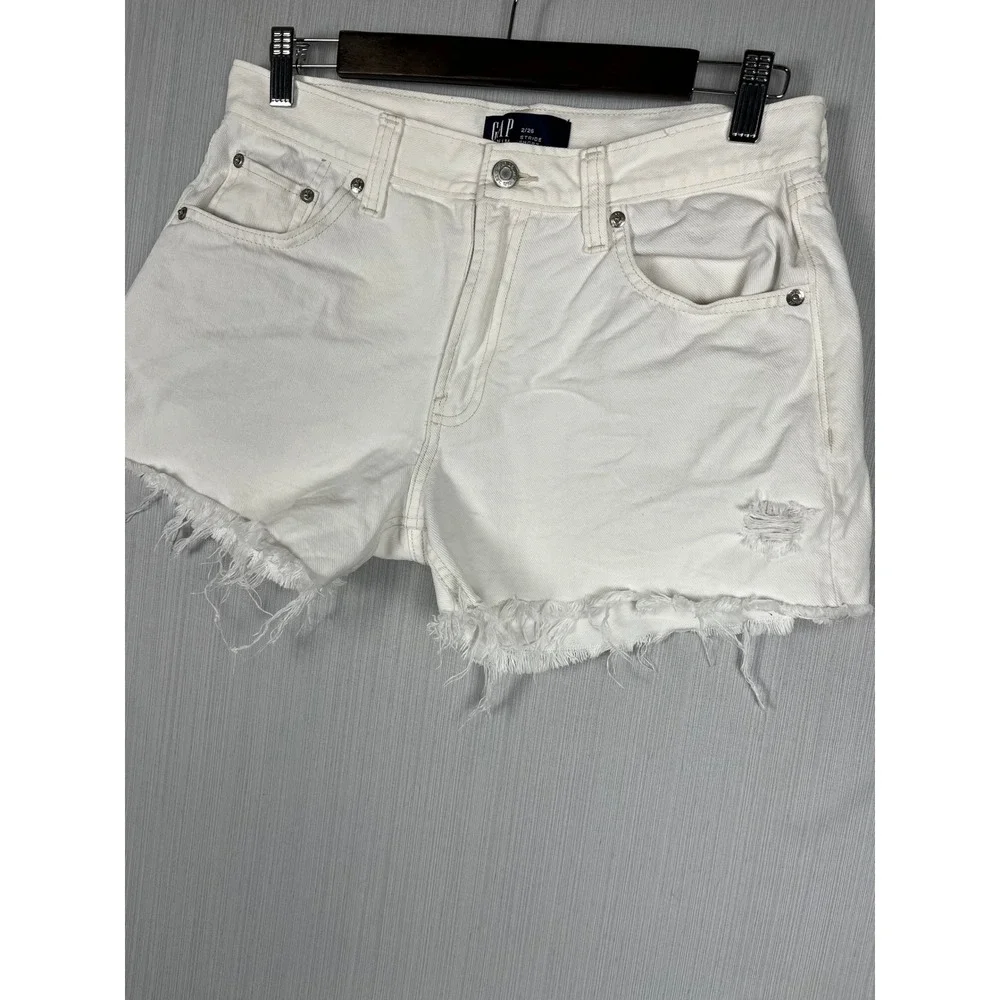 GAP‎ Denim Shorts Womens 2/26 White Stride Short Frayed Hem Distressed Cotton